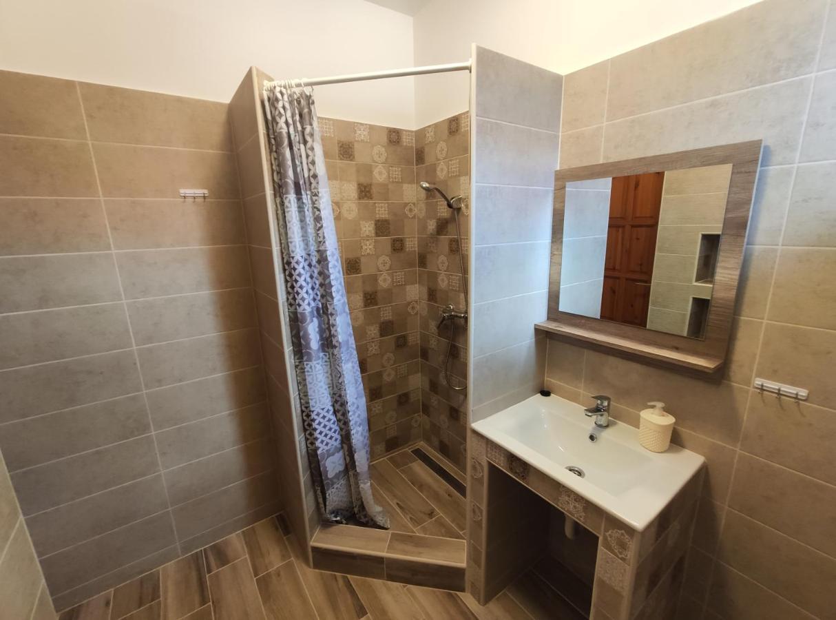 Royal Apartman Hajdúszoboszló Zewnętrze zdjęcie
